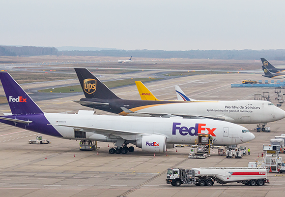 Efficient-International-Logistics