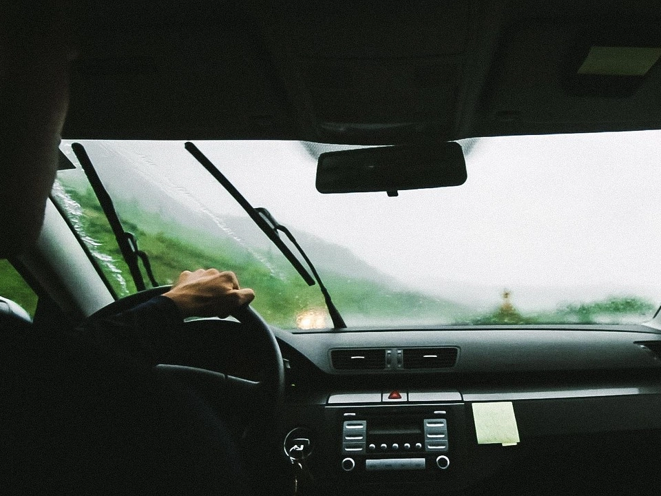 How Durability Tests Keep Car Navigation Display Screens Reliable on the Road